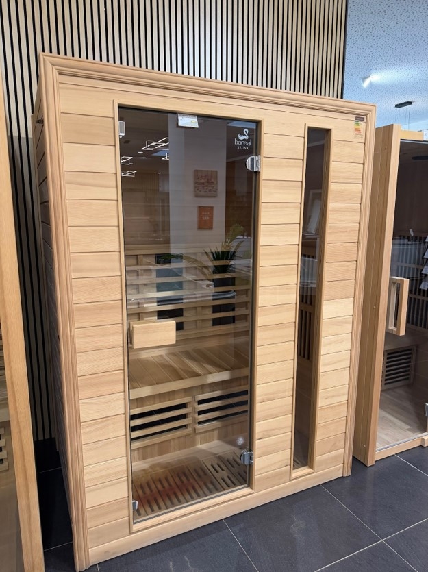 Traces d'eau  des 2 côtés du sauna à L'intérieur